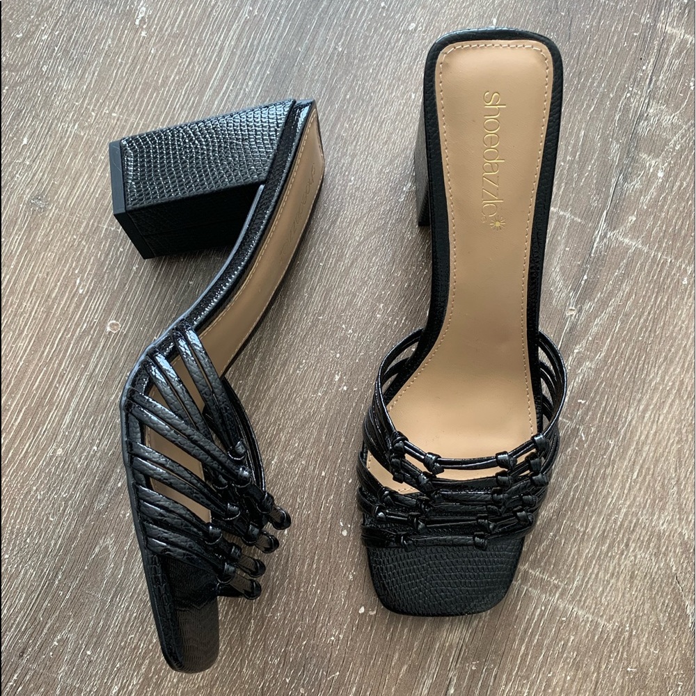 Shoedazzle Black dressy heel
